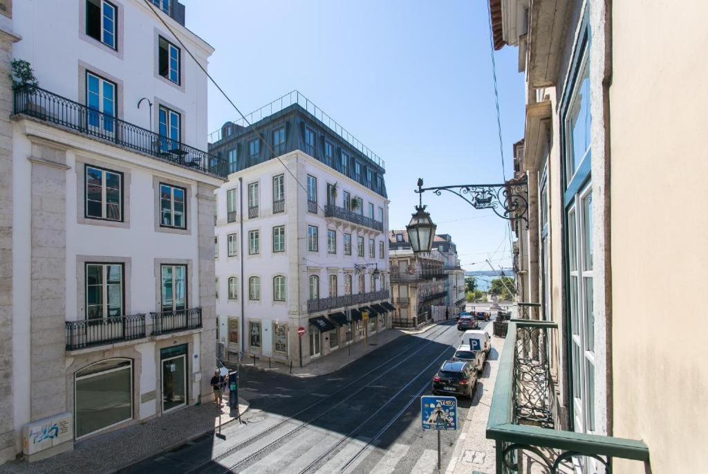 Chiado 4-Bedroom Flat Lissabon Buitenkant foto